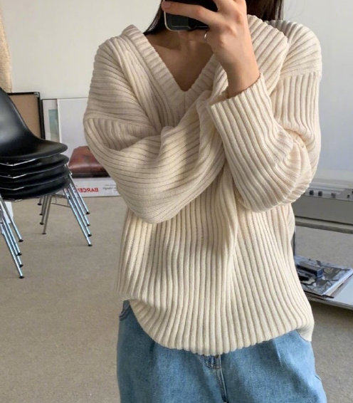 初春的大地色色系服装搭配参考 4