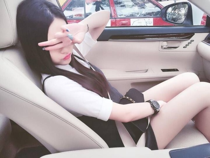 高颜值极品美女销魂光溜溜湿身图片 2