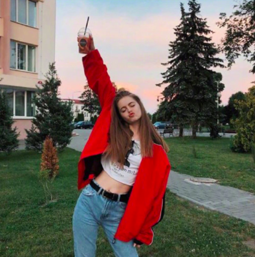 俄罗斯美女模特小姐姐街头时尚服装搭配图片 2