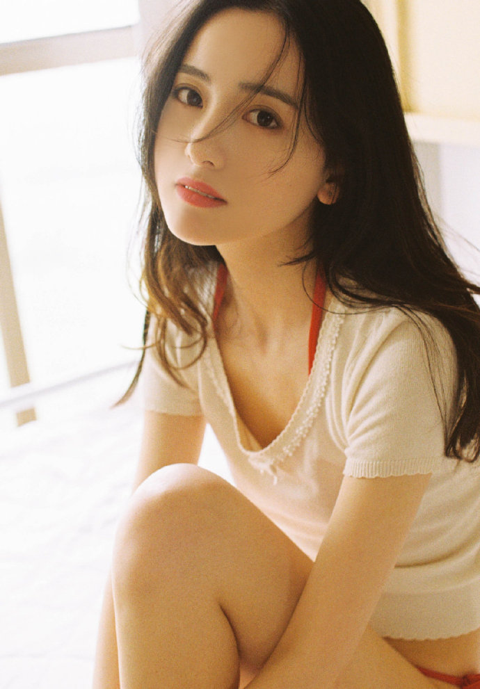 极品清纯美女居家私房照写真 7