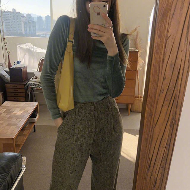 初春通勤穿搭 上班族春天服装搭配图片 4