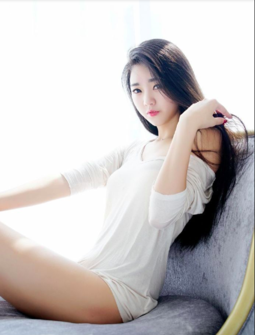 一个女人的胴体艺术照 萌妹子可乐Vick清纯甜美旅拍 7
