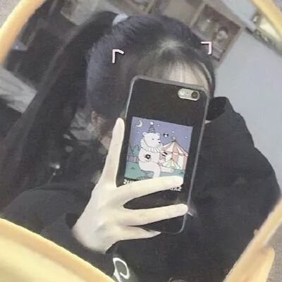 超好看的手机挡脸微信美女头像图片 1