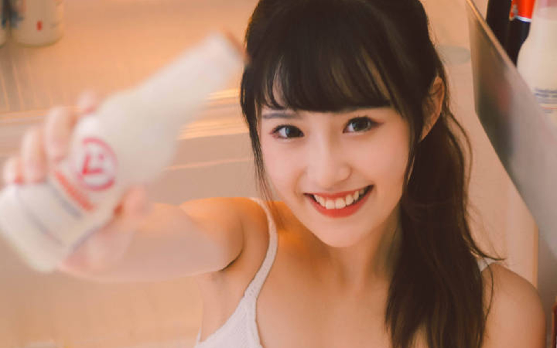 甜美系青春美女高清桌面壁纸图片 3