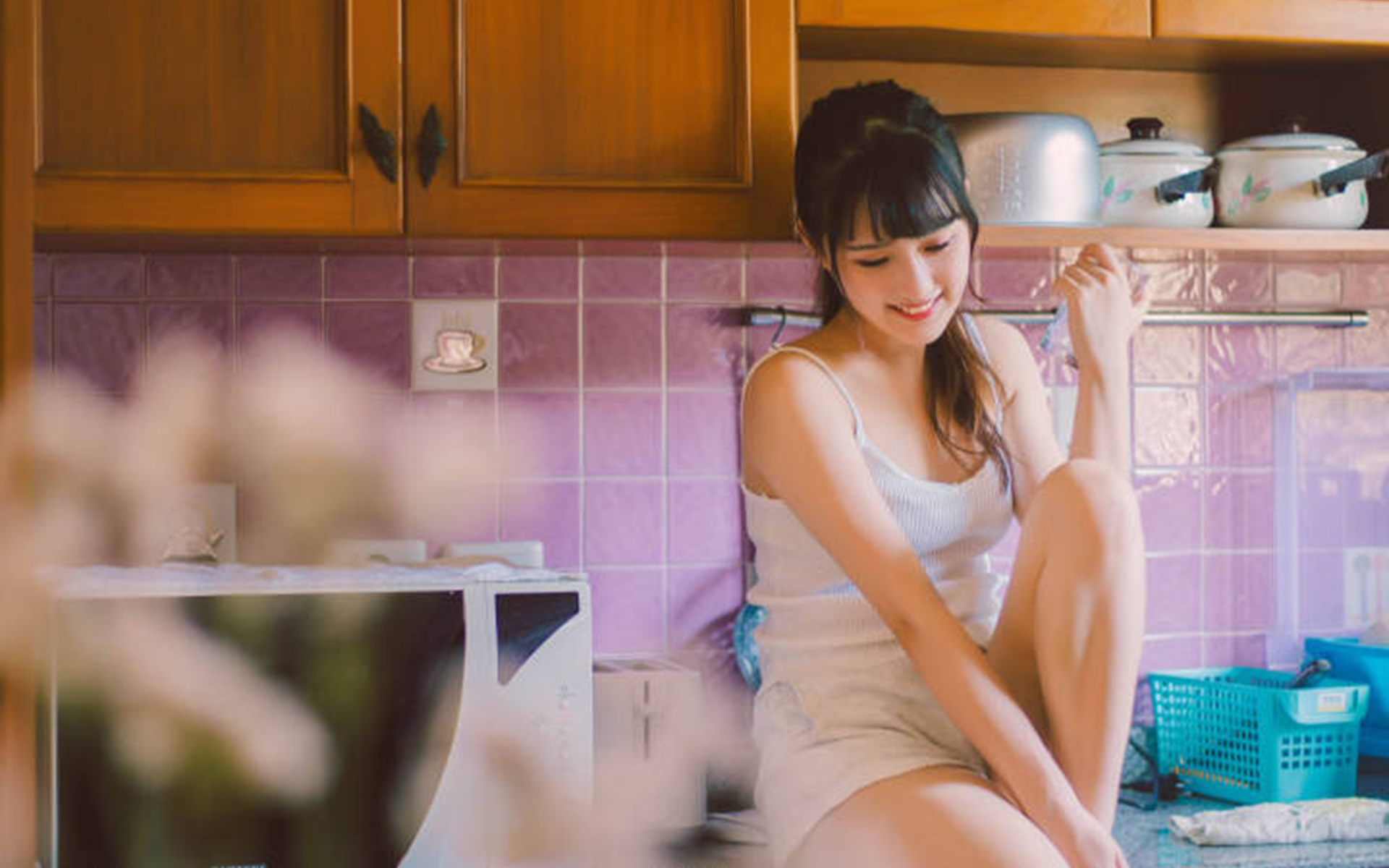 甜美系青春美女高清桌面壁纸图片 4