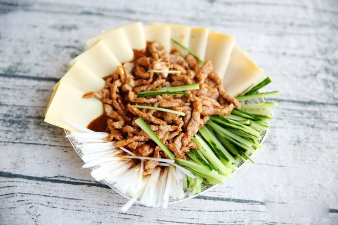 家常菜老北京京酱肉丝的做法