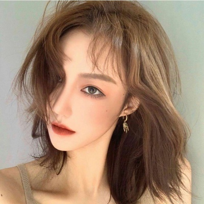 长头发美女头像图片 漂亮的微信头像图片 5