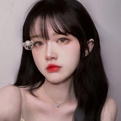 长头发美女头像图片 漂亮的微信头像图片 10
