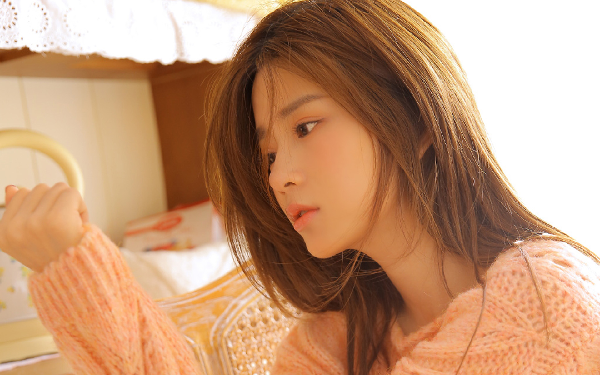 清新元气美女性感写真桌面壁纸 6