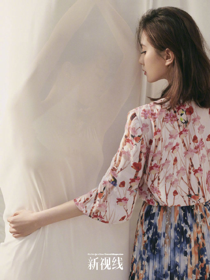 美女明星刘诗诗《新视线 》优雅清新封面图片 5