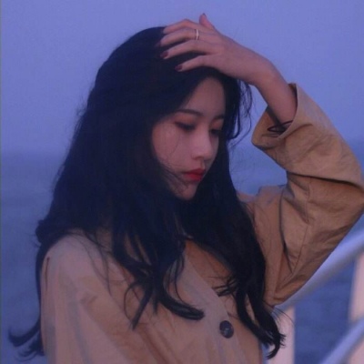2020最火头像图片 高冷复古女生头像图片 10