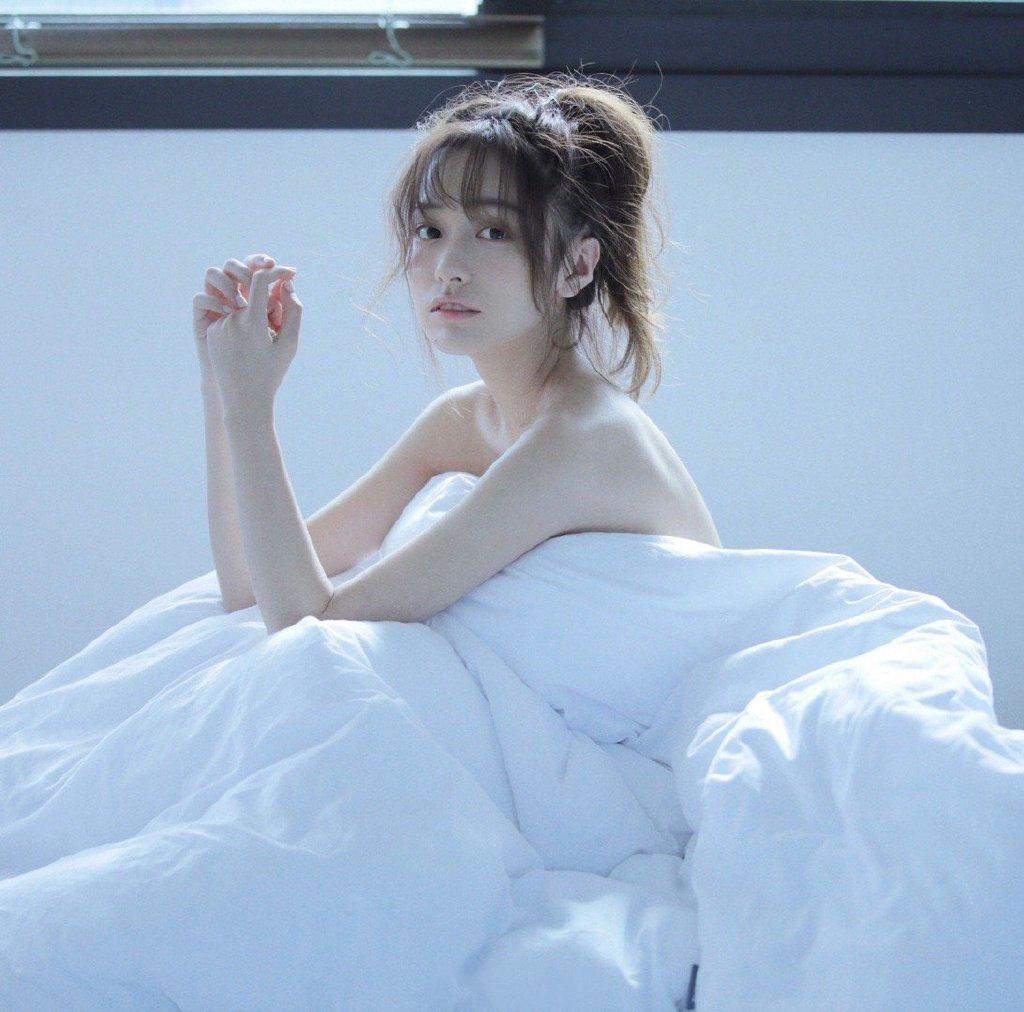 清纯美女妩媚撩人嫩模小表情图片 7