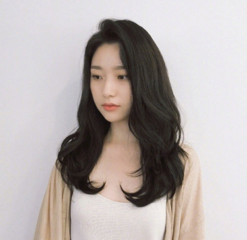 彰显女人味的发型37分女人味十足 2