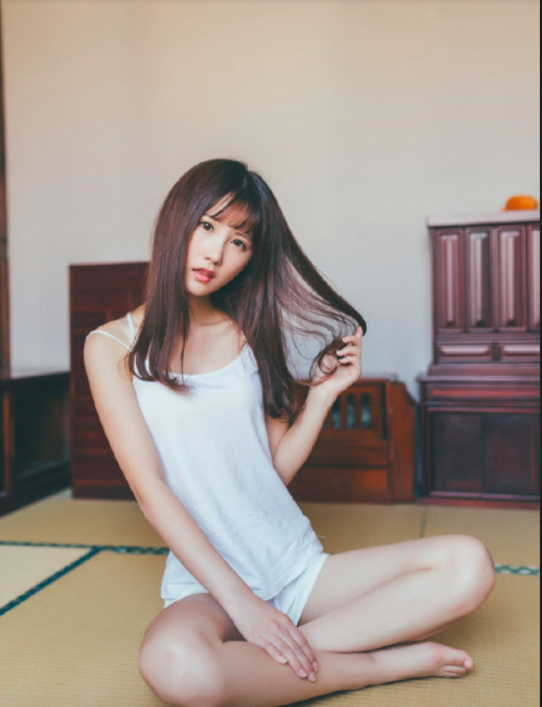 长发mm居家生活私房美照 4