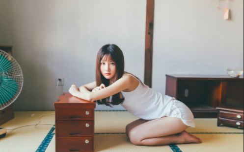 长发mm居家生活私房美照 7