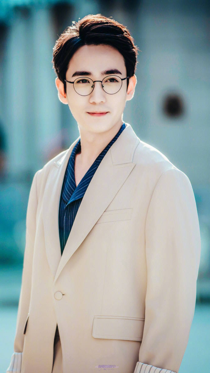 白羊座男生内地男影星朱一龙图片 5