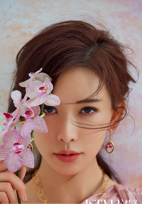 射手座女生台湾名模林志玲春日写真大片曝光 9