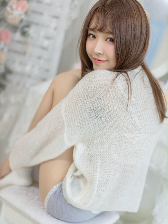 绑马尾清纯小女生私房大片 3