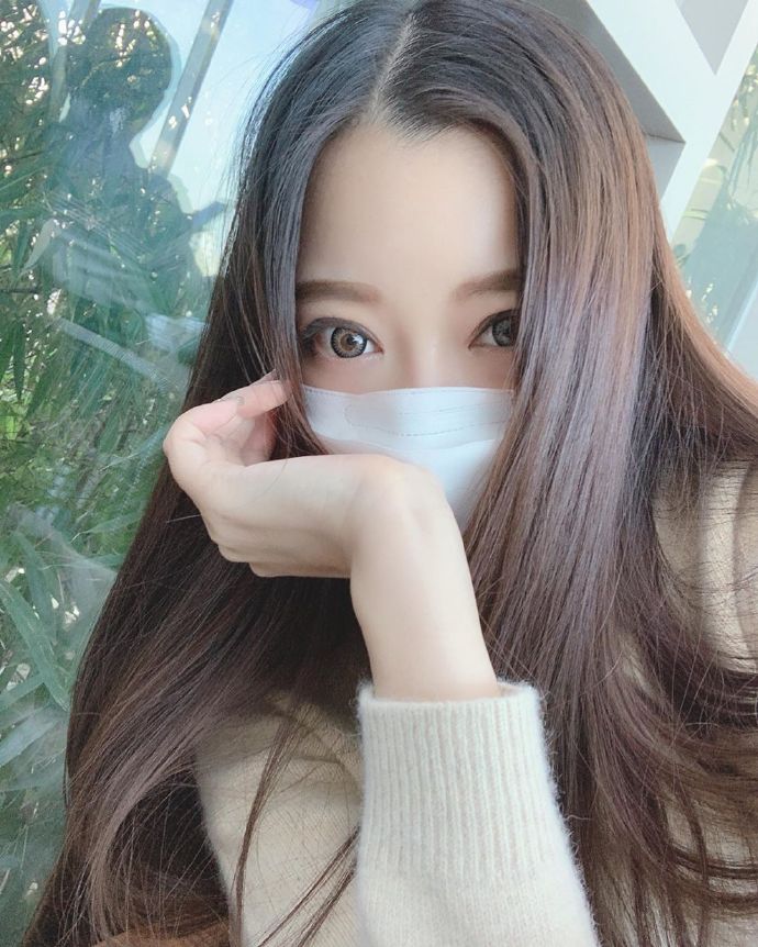 氧气女神口罩下的美颜盛世自拍照