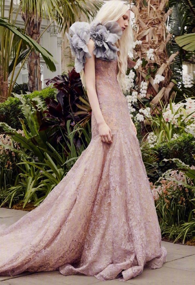 Vera Wang2020轻盈冬季婚纱图片 10