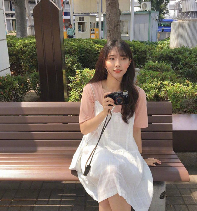 夏日穿搭文艺搭配清新简单又好看 8