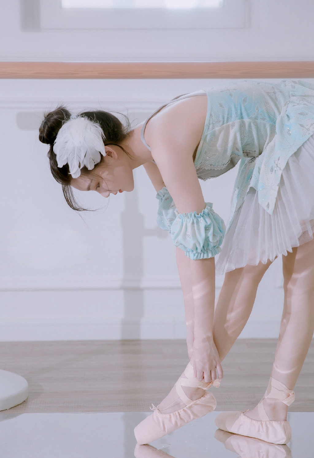 甜美系清纯芭蕾少女养眼写真图片 6