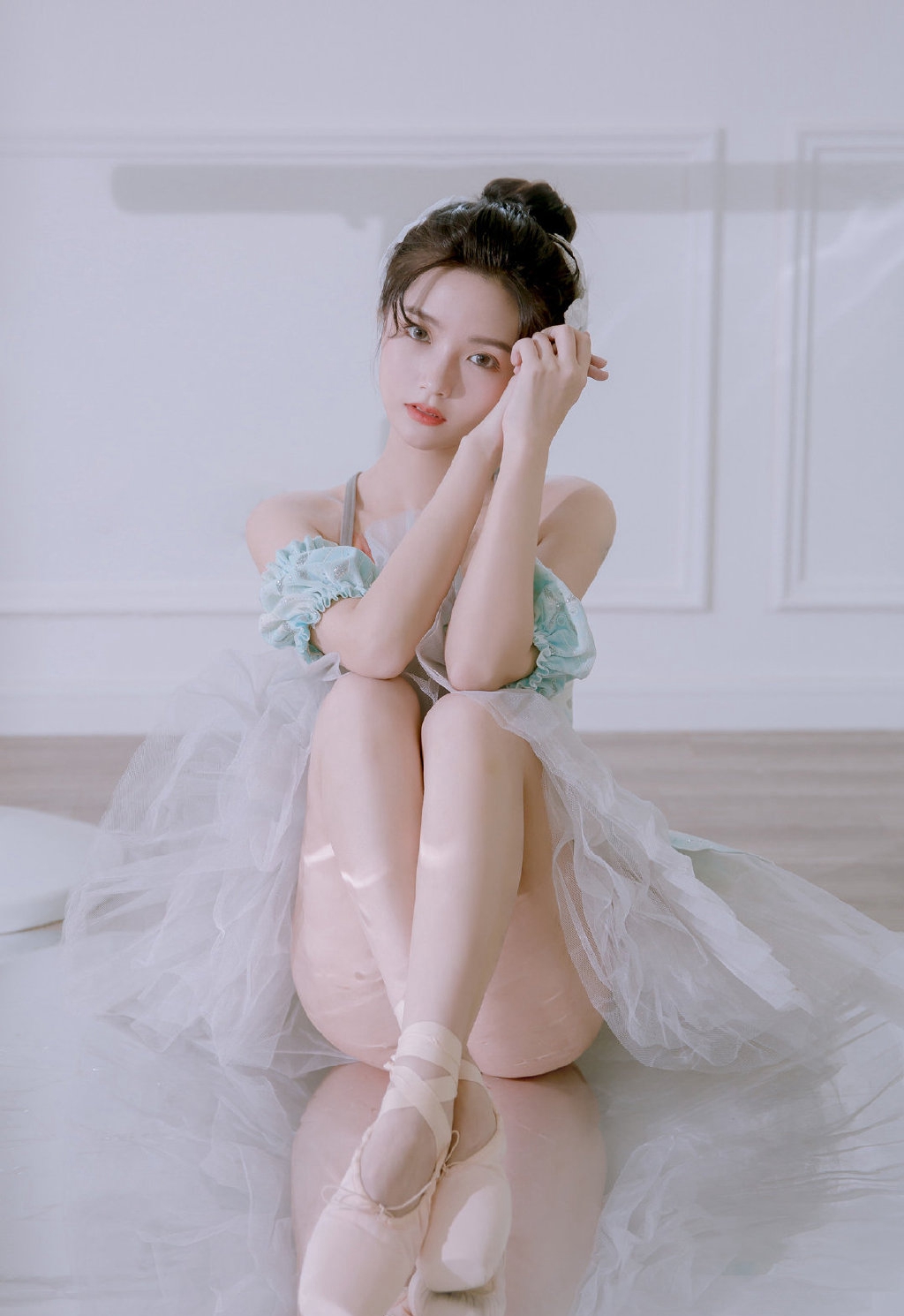 甜美系清纯芭蕾少女养眼写真图片 7