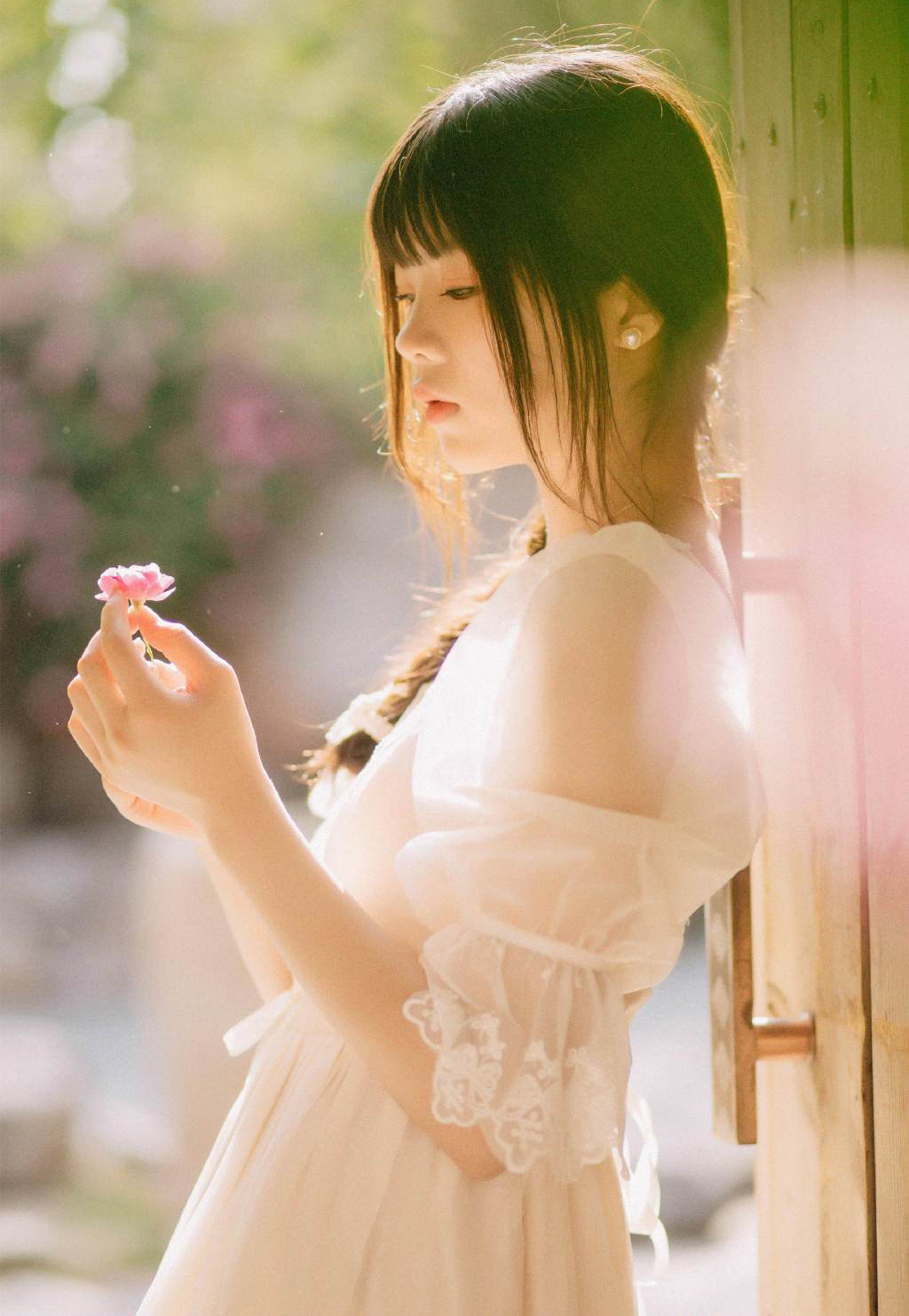 白皙美女清凉大片性感写真图片 6