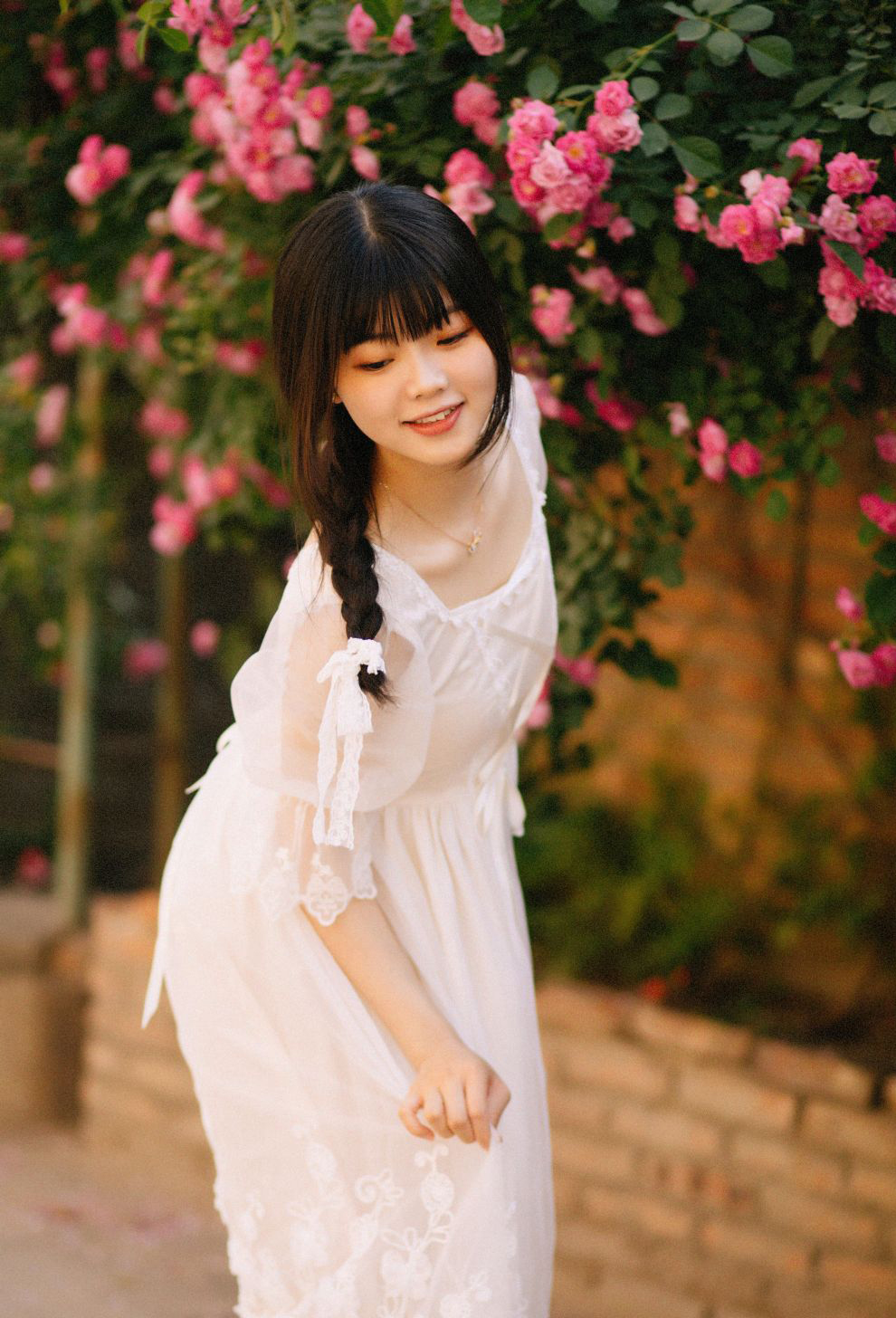 白皙美女清凉大片性感写真图片 8