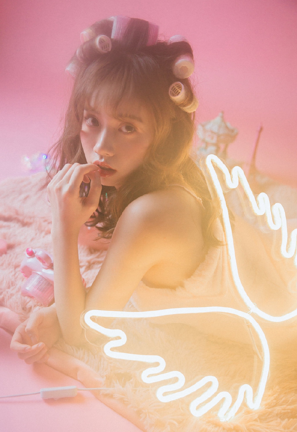 性感俏皮女学生大美腿诱人写真图片 3