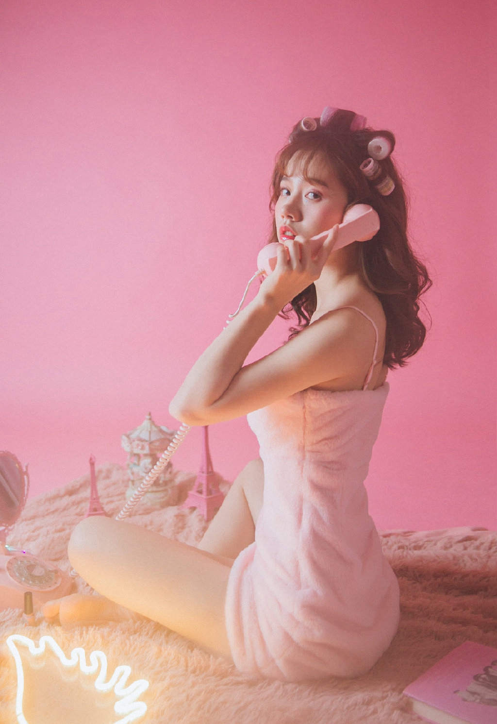 性感俏皮女学生大美腿诱人写真图片 6