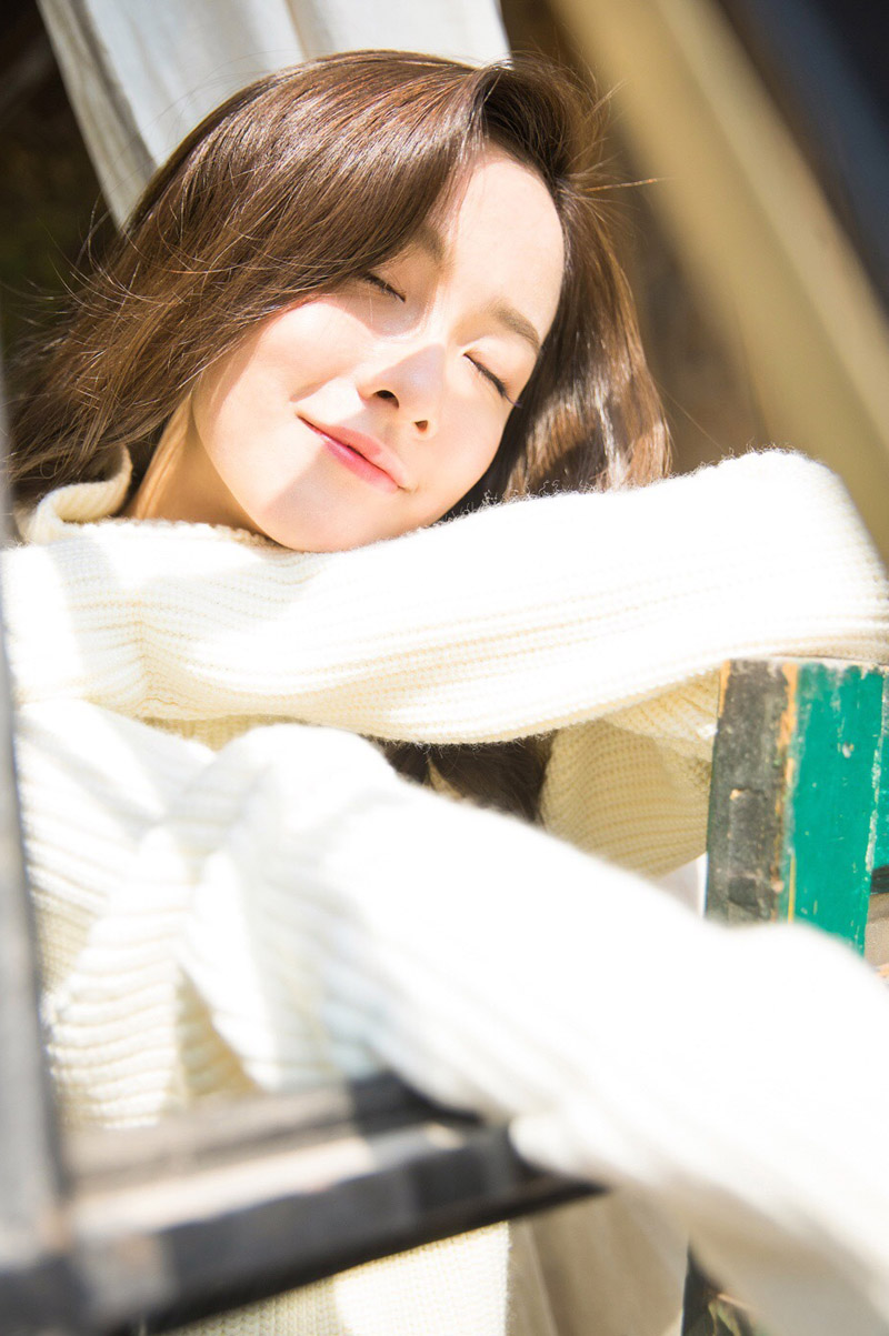 双鱼座女生姜瑞佳清新甜美图片 2