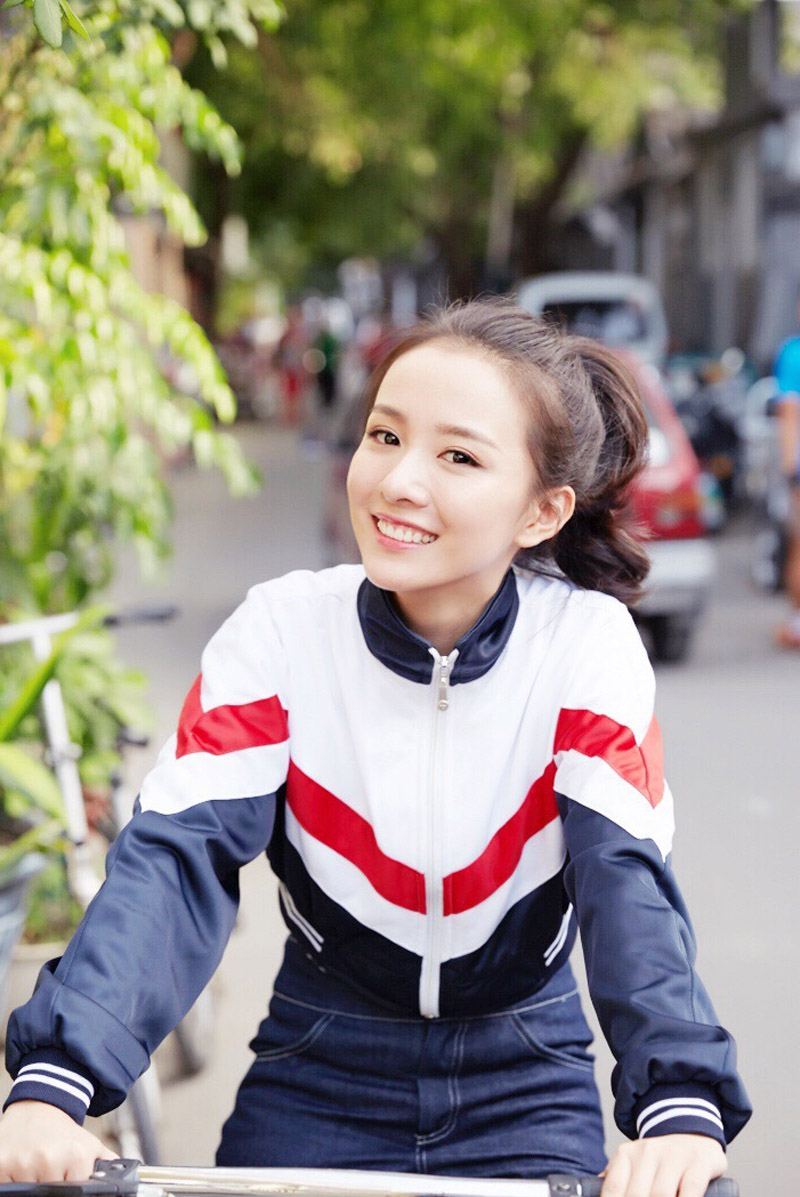 双鱼座女生姜瑞佳清新甜美图片 12