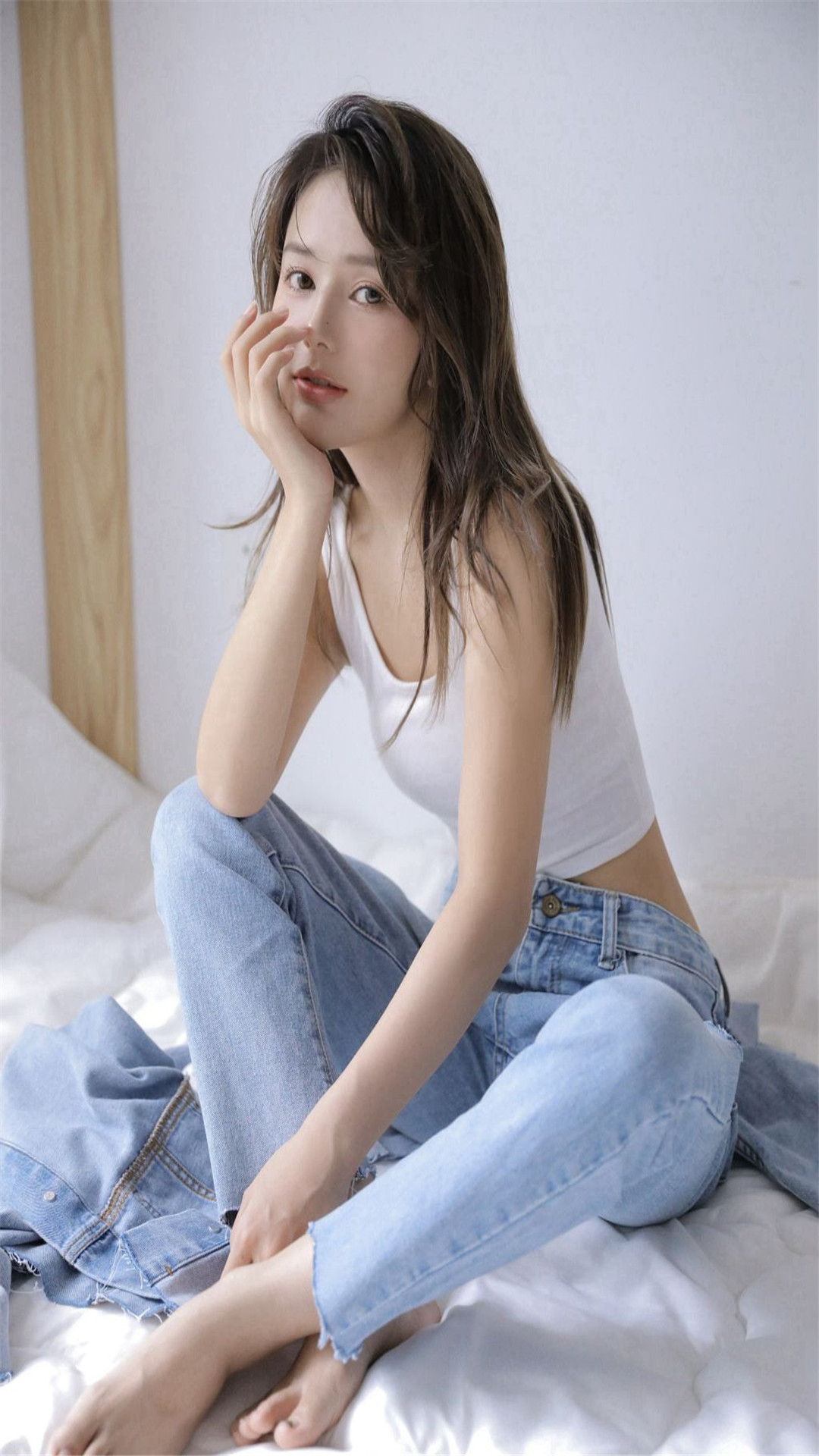 清纯美女背心诱惑高清图片 3