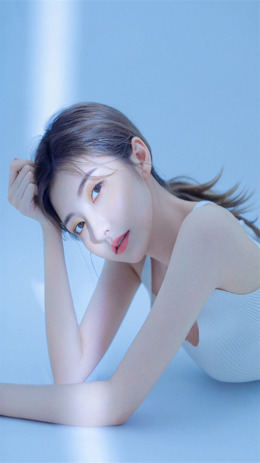 性感美女白皙皮肤高清手机壁纸 5