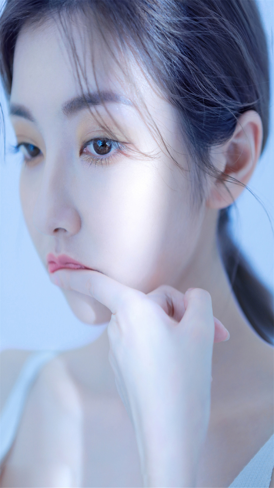 性感美女白皙皮肤高清手机壁纸 7