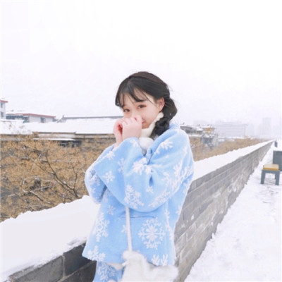 短发头像女2023最新款挡脸 3