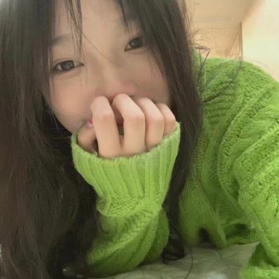2023年超火的真人绿色头像女 5