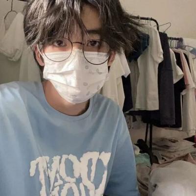 精致高级感头像男