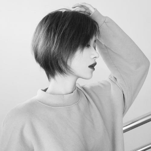 女生头像霸气高冷黑色系