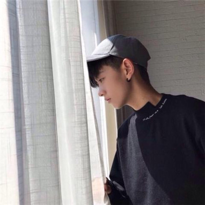 头像2023年最火头像真人 1