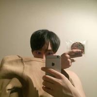 男士自拍头像真实 9