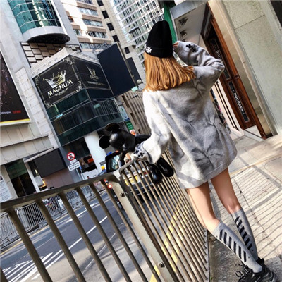 2023年女人头像跳舞背影 6