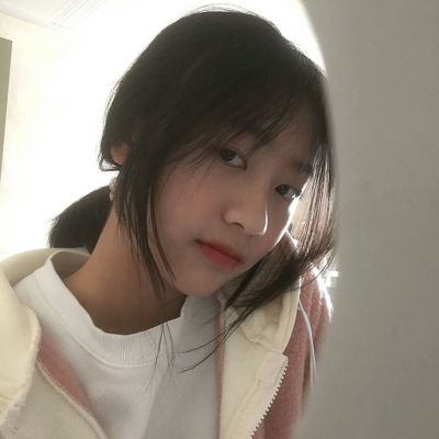 真人头像女不露脸高冷 6