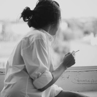 冷漠头像女伤感抽烟 6