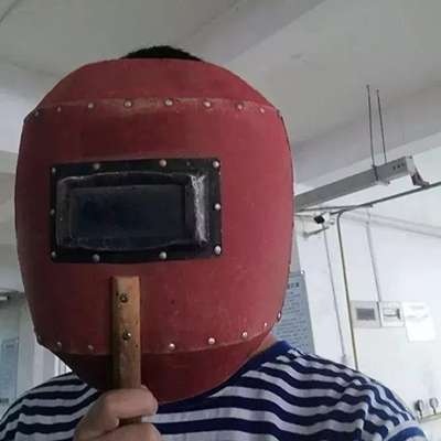 头像越沙雕本人越帅 5