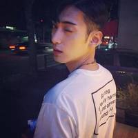 头像男生憨憨 4