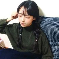 女生头像ins高级质感对镜自拍 6