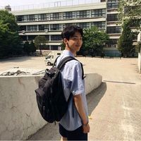 头像意境男 8