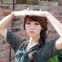 女生头像红色系唯美 7